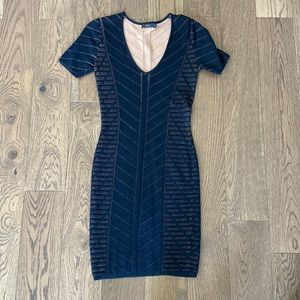 Midi v neck dress